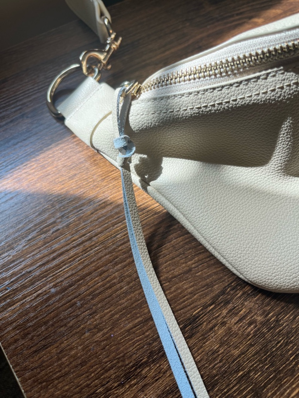 NWOT Rebecca Minkoff Bree Belt Bag Cream Leather with Gold Zip Crossbody - Picture 5 of 8